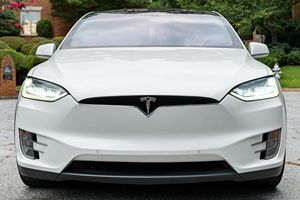 TESLA MODEL X 90D 2016 USADO, Volante a la Izquierda/Derecha - Product Image 2