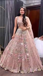 Lehengas de Diseño con Bordado de 9 mm en Georgette Pesado Estilo Bollywood con Dupatta, Ropa India y Pakistaní de Diseño Nuevo - Product Image 2