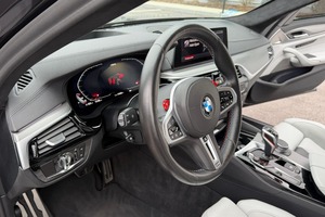 Voiture d'occasion haut de gamme BMW M5 Competition Package 2020 ~13 400 milles, V8 biturbo de 617 ch - Product Image 3