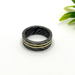 แหวนเหล็กดามัสกัสสีทอง8มม. สำหรับผู้ชายผู้หญิงเครื่องประดับแฟชั่นออกแบบได้ตามต้องการ - Product Image 4