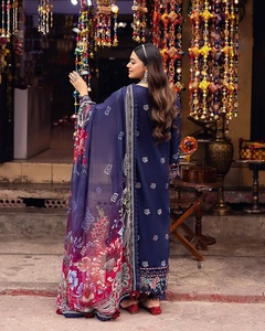 Designer indien et pakistanais Punjabi Dhoti & Bollywood Salwar Kameez Collection 1093 Vêtements de mariage et de fête pour femmes en soie - Product Image 5