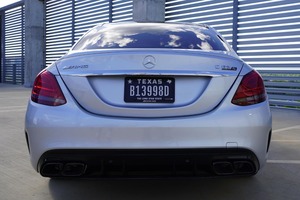 Mercedes-AMG C63 S berline 2020 d'occasion haut de gamme, V8 biturbo - Product Image 3