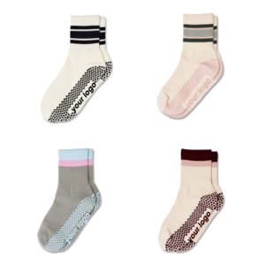 Chaussettes pour femmes personnalisées, antidérapantes, pour le yoga, avec motif rayé, chaussettes de pilates tricotées, ODM pour usage quotidien en studio intérieur - Product Image 1