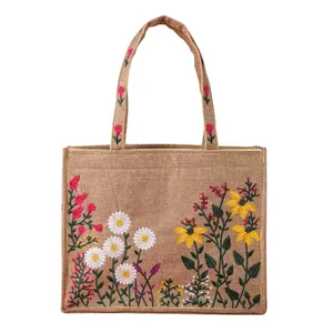 Sac fourre-tout en jute brodé de fleurs pour femmes - Product Image 3