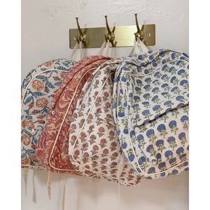 Sac à dos matelassé pour étudiant - Sac fourre-tout et sac messager élégant - Product Image 2