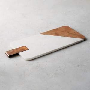 Nouveaux cadeaux Plateau de charcuterie ovale en marbre noir et bois d'acacia Planche à découper blanche pour mariage - Product Image 2