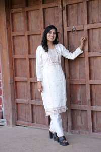 Conjunto de Kurta de viscosa bordado moderno para mujeres y niñas, estilo indio para fiestas, ropa pakistaní - Product Image 5