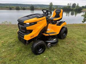 Cub Cadet XT1 LT46 24HP Cortacésped industrial para montar a caballo Envío rápido a todo el mundo Precio barato disponible para la venta - Product Image 4