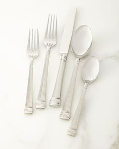 Ensemble de couverts essentiels en acier inoxydable pour les bistros de cafés de maisons familiales et les salles à manger décontractées ou formelles - Product Image 6