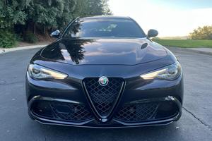 Alfa Romeo Giulia Quadrifoglio 2018 Usado en Buen Estado, Motor V6 Biturbo de 505 CV - Product Image 6