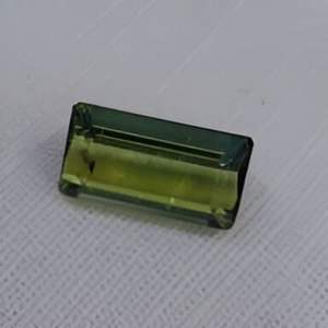 Venta al por mayor de turmalina verde natural Baguette forma 10x5x4mm piedras preciosas sueltas para anillos de compromiso al mejor precio más bajo - Product Image 3