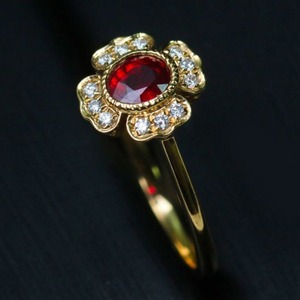 Anillo de Compromiso y Anillo de Boda Hechos a Mano en Plata de Ley 925 con Baño de Oro, con Granate de Corte Ovalado y Perla de Agua Dulce, Edición Especial - Product Image 3