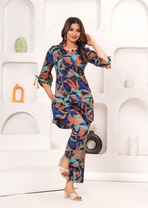 ชุดกระโปรงผ้าฝ้ายผ้าคอตตอนแขนสามส่วนยาวถึงเข่าสำหรับผู้หญิงสวมใส่ทุกวันชุดเสื้อหนึ่งชุด - Product Image 4