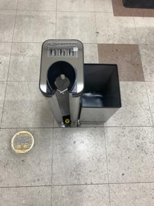 [OPW] Emballage pour parapluie avec poubelle, système à sac unique, ABS, finition chromée polie, sécurité professionnelle, utilisation en milieu public - Product Image 3