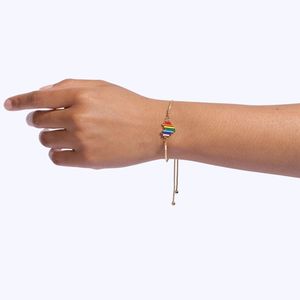 Pulsera Ajustable Arcoíris Corazón Orgulloso - Product Image 2