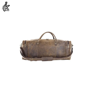 Sac de voyage en cuir vintage, taille cabine, unisexe, dernier modèle 2023, en vente - Product Image 4
