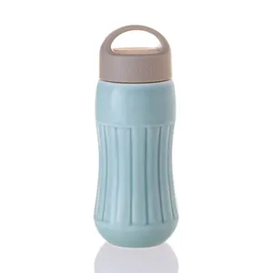 Acera Liven Be Joyful Travel Mug Crafted with Beautiful Minimalist Designs優れた彫刻技術