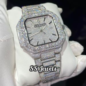 Montre Glacée Antique de Luxe 41mm Moissanite de Haute Qualité Dernier Modèle VVS Personnalisé Style Hip Hop Cadran Analogique Acier Inoxydable - Product Image 1