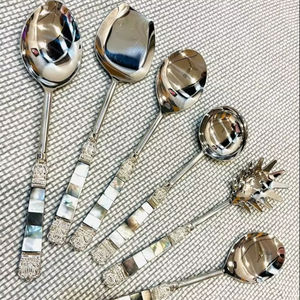 Cuchara de Servir de Latón Hecha a Mano con Diseño Grabado, Chapada en Oro, Ecológica, Apta para Alimentos, para Revolver Líquidos Calientes, para Niños Pequeños - Product Image 1