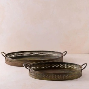Plateaux de service décoratifs en laiton et aluminium faits à la main, finition prestigieuse, pour hôtels, décoration de la maison et de la table - Product Image 3