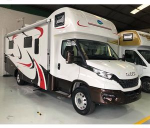 Autocaravana de Lujo Personalizada Sprinter 3500, Moderna, 4x4, Plegable para 4 Personas, Precio Accesible - Product Image 4