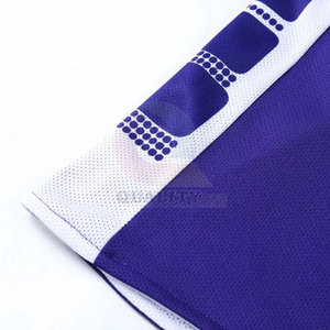 เครื่องแบบบาสเก็ตบอลสำหรับผู้ชายและผู้หญิงเสื้อกีฬาระบายอากาศหมายเลขทีมออกแบบได้ตามต้องการ - Product Image 6