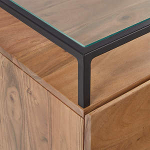 Table de chevet moderne Kenzie en teck massif et aluminium avec plateau en verre et finition marron - Product Image 6
