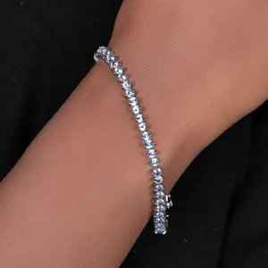 Bracelet tennis pour femme plaqué rhodium, zircon rond serti griffe, bijou classique et tendance pour mariage - Product Image 1