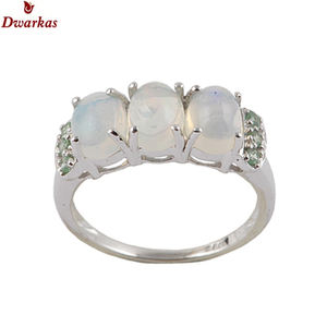 แหวนเงินแท้ 925 ประดับโอปอล ฝังแบบหนามเตย รับผลิตตามแบบ OEM ODM พร้อมโลโก้ ขายส่งจากโรงงาน รับรองโดยบุคคลที่สาม แหวนหมั้นสไตล์วินเทจ - Product Image 3