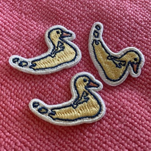Customized Wholesale <b>Iron</b> on Embroidery Patches Heat <b>Press</b> Small Logo Badge Embroidery Flag Patches for Hat and Clothing Patch - Product Image 5