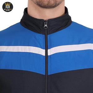 Combinaison de jogging à manches longues pour hommes personnalisée de haute qualité avec col montant à capuche nouveau style motif solide dernière conception - Product Image 6