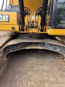 รถขุดตีนตะขาบ <span class=keywords><strong>Caterpillar</strong></span> 323 มือสอง น้ำหนัก 23 ตัน ถังขนาด 1.2 ลูกบาศก์เมตร มาตรฐาน Tier 3 ได้รับการรับรองมาตรฐาน CE พร้อมกล้องมองหลังและหัวต่อแบบเร็ว - Product Image 4