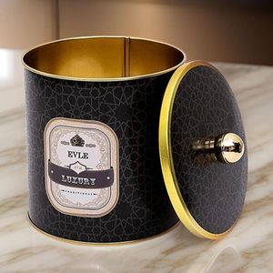 Recipiente redondo de metal con patrón geométrico dorado de 2.1L con mango de perilla de 140x150mm fondo negro - Product Image 3