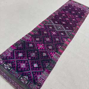 Alfombra Turca de 2.8x11.2 pies, Alfombra Vintage, Alfombra Oriental Rosa Púrpura - Product Image 2