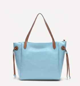 Sac fourre-tout en cuir véritable bleu ciel, motif bonbon tendance, deux poignées, résistant à l'eau, grand sac à main pour femme, sac de voyage - Product Image 5