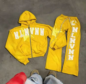 ชุดเซ็ตเสื้อฮู้ดดี้และกางเกงวอร์มผู้ชายผ้าเฟรนช์เทอร์รี่ทรงหลวม ลวดลายปักแบบดิสเทรส สไตล์วินเทจ ล้างสีแบบแอซิดวอช - Product Image 1