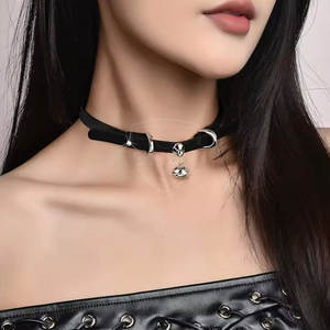 Logo personnalisé imprimé à bas prix Col en cuir Dernier design Vente en gros Col en cuir pour femmes Fabriqué au Pakistan - Product Image 5