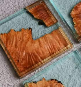 Ensemble de sous-verres en bois fait à la main en bois massif et résine époxy sous-verre carré thé tasse à café tapis isolation thermique sous-verres antidérapants - Product Image 6