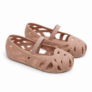 Sandalias de Verano para Niños con Diseño de Nido de Pájaro, Punta Cerrada y Correa, Parte Superior de PVC, Suela de Goma, para Ocio al Aire Libre - Product Image 5