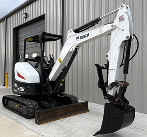 Mini-excavatrice E35 d'occasion, modèle 2018, Bobcat E35, 2 641 heures, 25 CV, bras pivotant, état neuf, mini-excavatrice E35 à vendre - Product Image 5