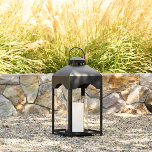 Venta caliente Metal negro moderno hecho a mano interior/exterior velas linternas nueva llegada tubos de vidrio superiores curvos decoración del hogar - Product Image 2