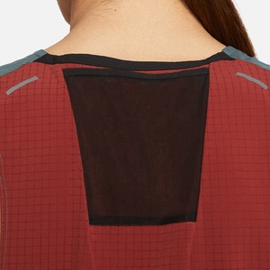 Vente en gros de débardeur en maille de polyester 100% pour hommes, vêtements des deux côtés, séchage rapide, entraînement, Stringer, sans manches, conception de fitness musculaire - Product Image 3