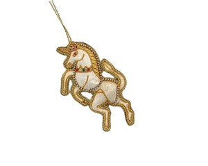 Adorno Decorativo Bordado a Mano con Cuentas y Tela de Seda con Forma de Caballo, para Decoración del Hogar, Fiestas y Bodas - Product Image 2