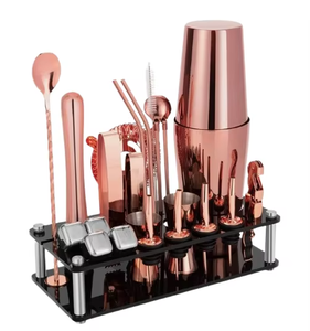 Juego de herramientas de barra de oro moderno con cubo de hielo y coctelera para preparación creativa de bebidas fiestas en casa hechas a mano de La India - Product Image 6