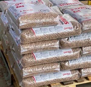 Pellets de Madera de Pino de 6mm de Calidad para Estufa de Pellets, Pellets de Pino y Haya En Plus A1 en Bolsas de 15kg - Product Image 3