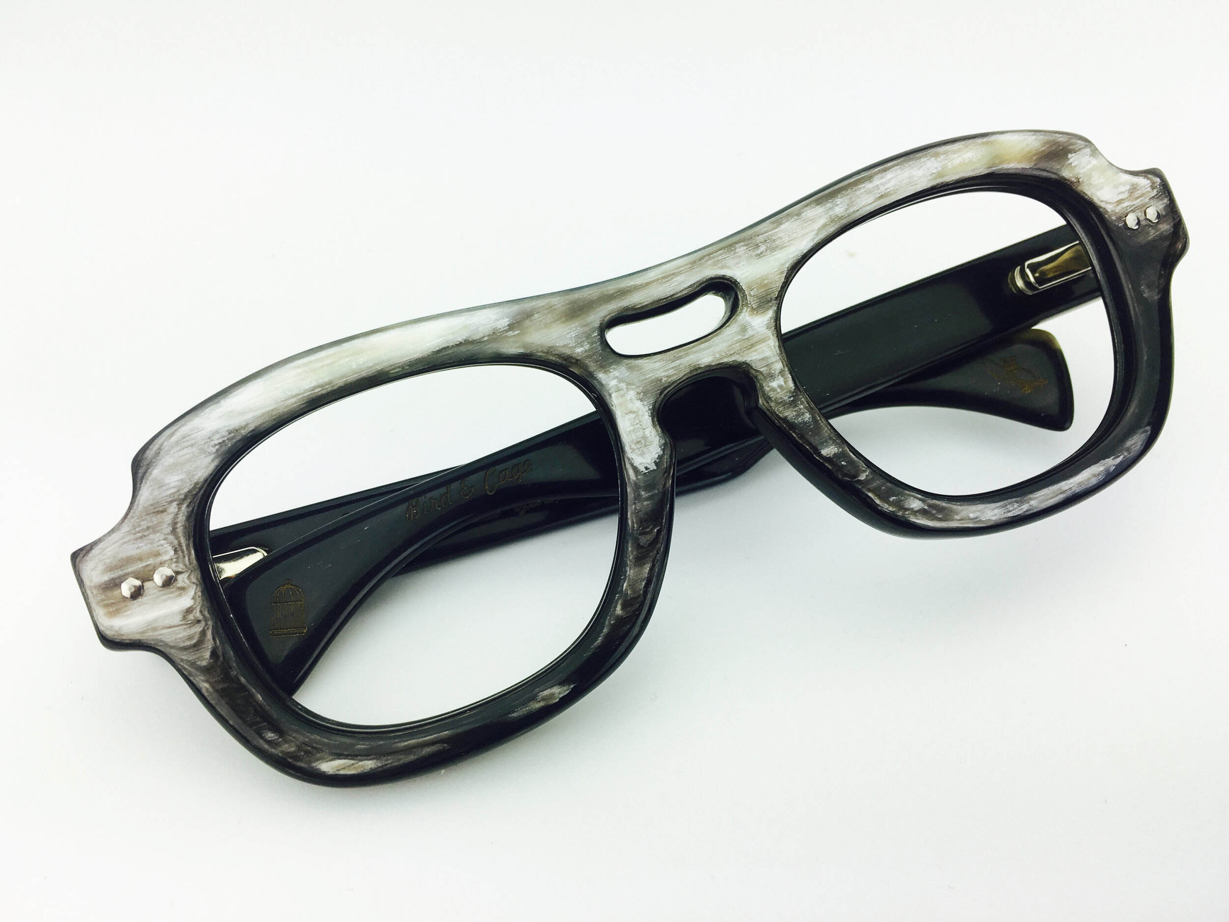 กำหนดเอง