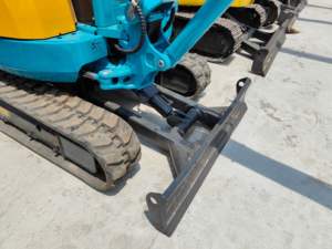 Motor y Engranaje Originales Japoneses para Miniexcavadora U25 de 2 Toneladas, Componentes Usados en Venta - Product Image 5