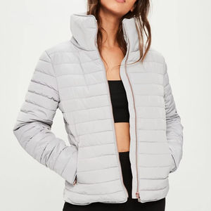 Chaquetas acolchadas de lana de poliéster de alta calidad con capucha impermeable Característica reversible - Product Image 1