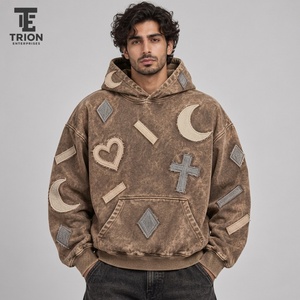 Sudadera con capucha para hombre con efecto acid wash y bordado, combina textura de inspiración vintage y bordado moderno para un estilo relajado y a la moda. - Product Image 1