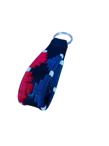 Ensemble ceinture et porte-clés polo AndesCraft, motif argentin traditionnel, design exclusif de Divine International - Product Image 6